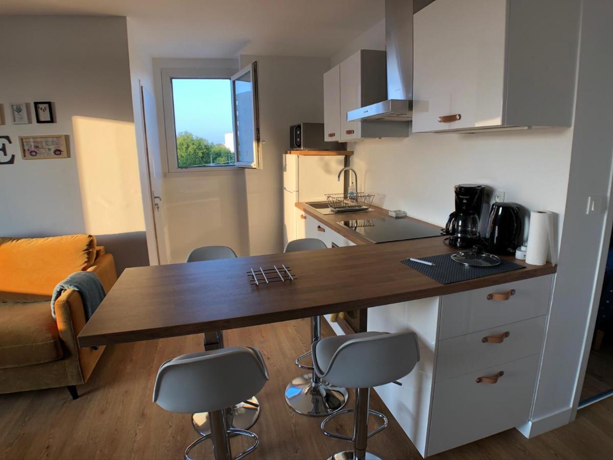 Charmant Appartement 1-4 Personnes, Proche Centre Avec Parking Nantes Luaran gambar
